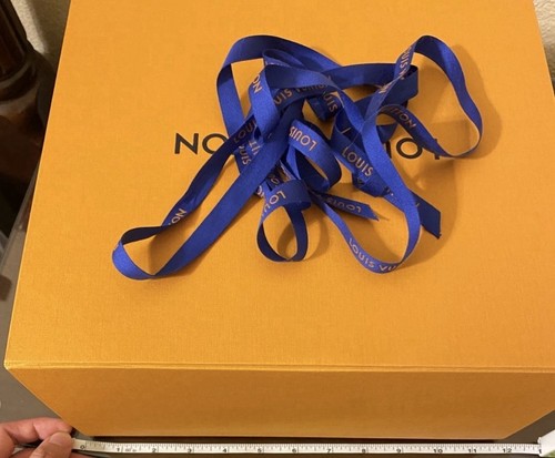 Louis vuitton orange cardboard - louis,