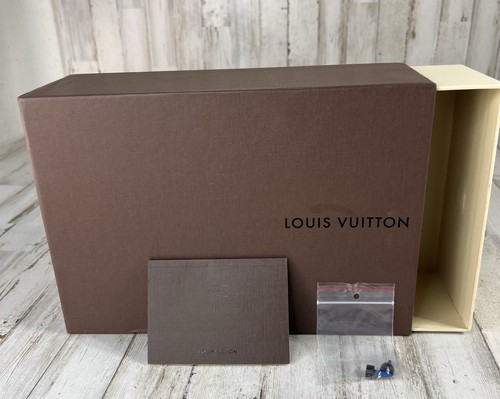 Authentic louis vuitton large - authentic,
