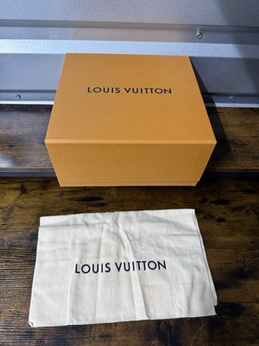 Authentic louis vuitton - louis,