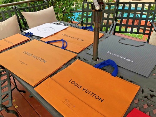 Authentic louis vuitton - louis, paper